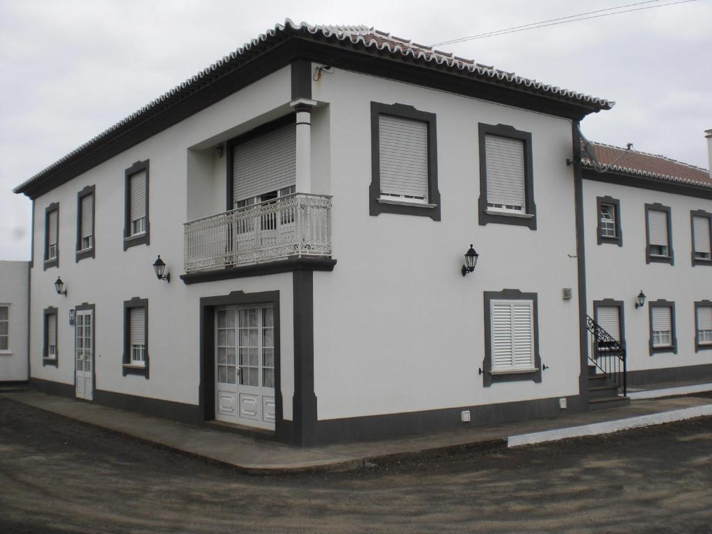 Experience The Best of Portuguese Hospitality at Hotel Branco II, Portugal
